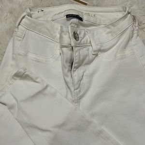 American eagle white skinny Jean